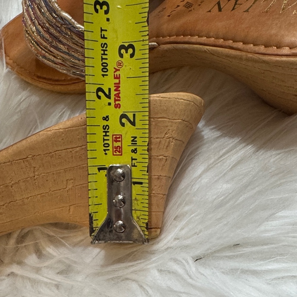 Italian Shoemakers Women's Wedge Sandals with Multicolor Straps - Picture 4 of 4